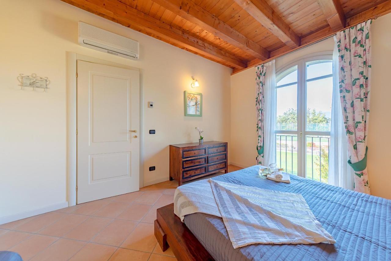 Borgo Del Torchio Apartments By Wonderful Italy Manerba del Garda Zewnętrze zdjęcie