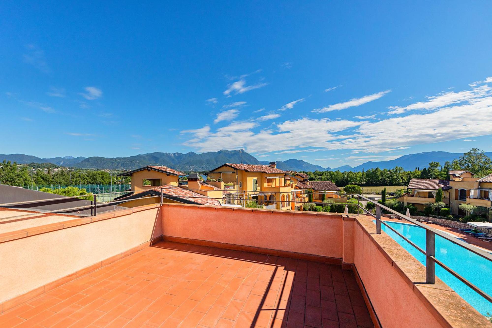 Borgo Del Torchio Apartments By Wonderful Italy Manerba del Garda Zewnętrze zdjęcie