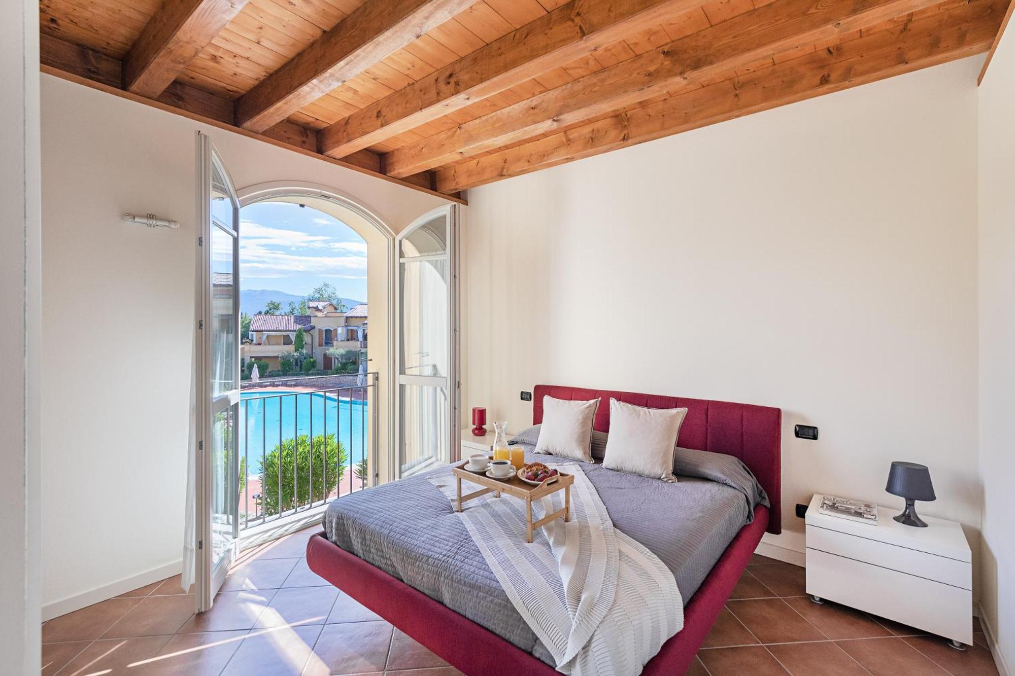 Borgo Del Torchio Apartments By Wonderful Italy Manerba del Garda Zewnętrze zdjęcie