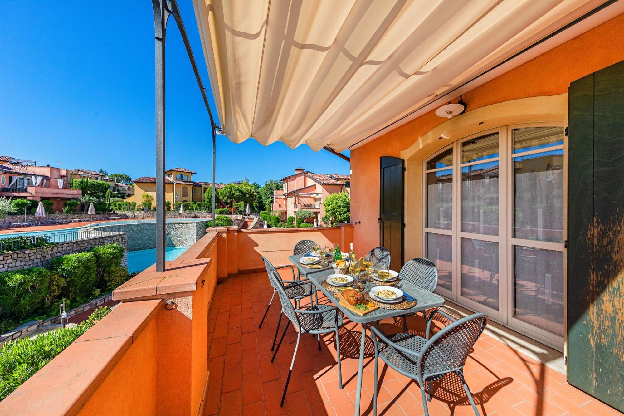 Borgo Del Torchio Apartments By Wonderful Italy Manerba del Garda Zewnętrze zdjęcie